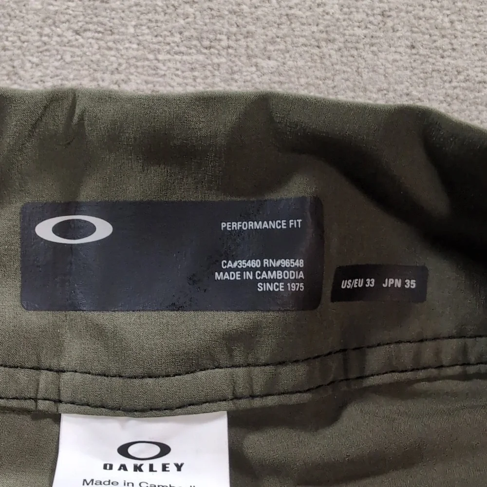 Oakley Floater Angle Block 18in Ultimate Blackout Boardshorts‎ Green Black NWT